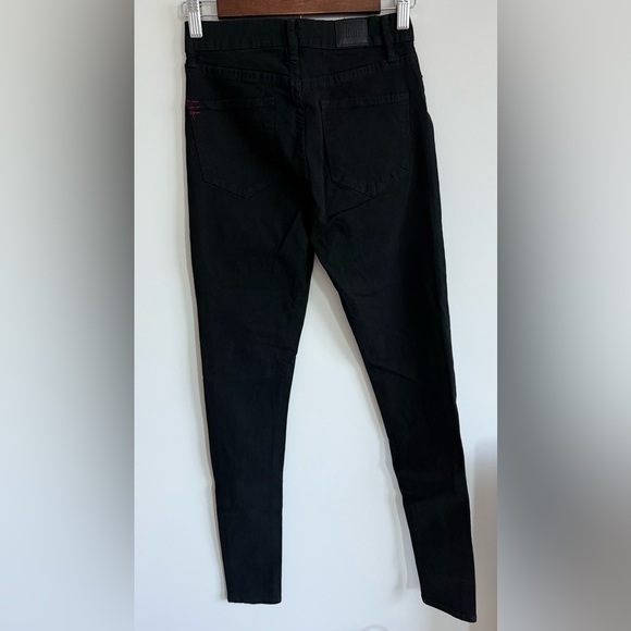 BDG Twig High Rise Skinny Jeans Jeggings NWOT Black Size 25 - Picture 5 of 14